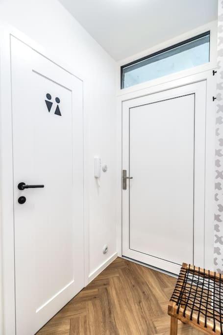 Myslbekova 5 Apartment Ostrava Luaran gambar