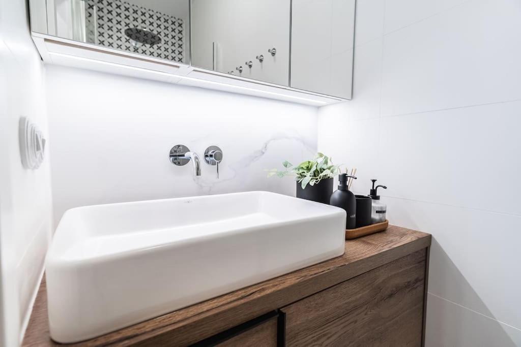 Myslbekova 5 Apartment Ostrava Luaran gambar