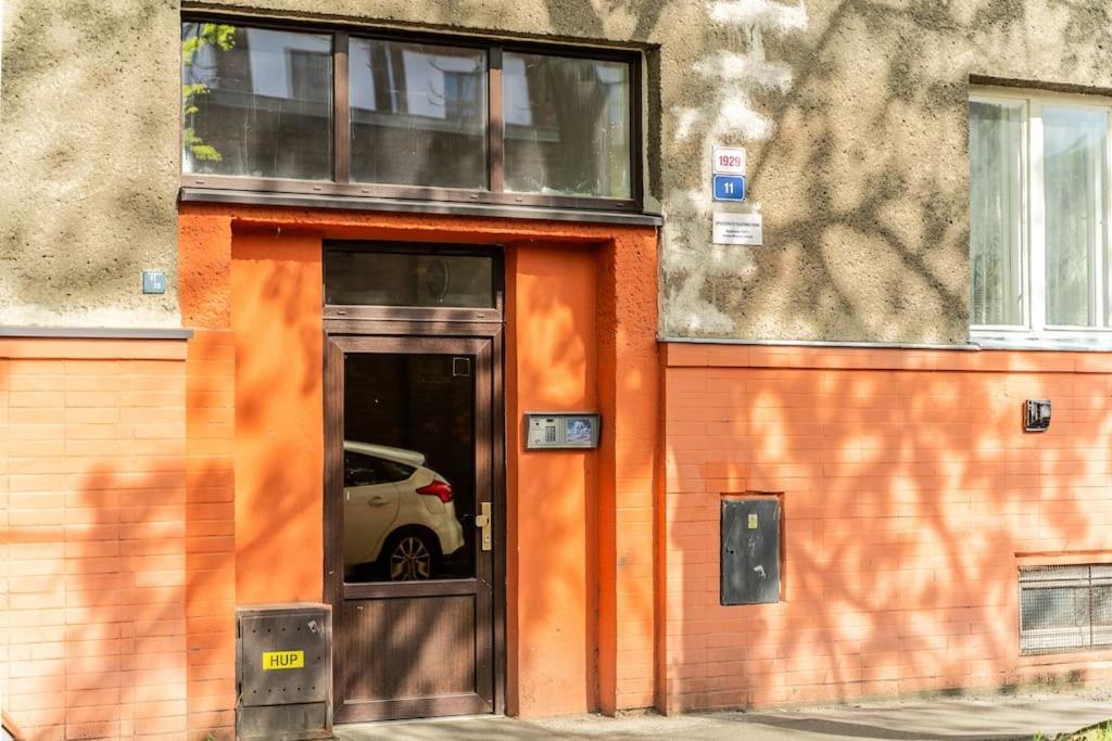 Myslbekova 5 Apartment Ostrava Luaran gambar