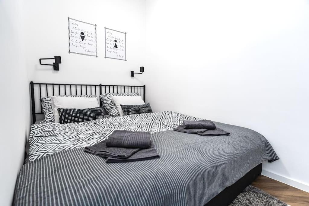 Myslbekova 5 Apartment Ostrava Luaran gambar